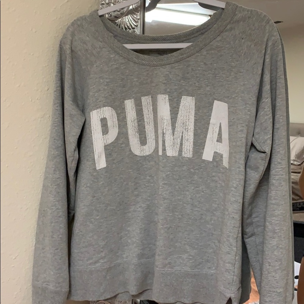 Sweatshirt